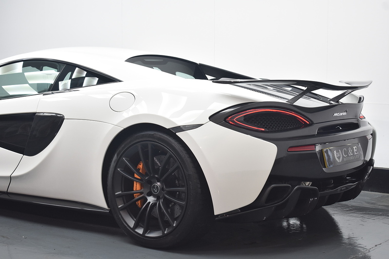 McLaren 570S V8 Ssg - U6230