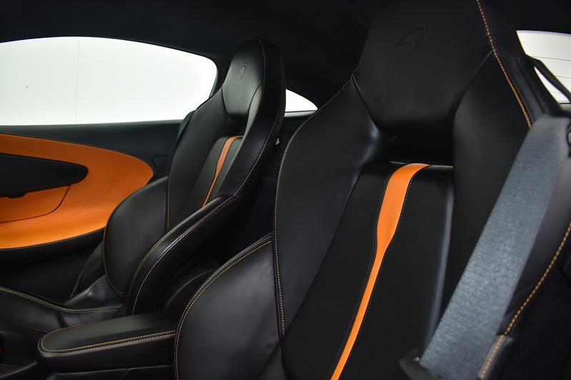 McLaren 570S V8 Ssg - U6230