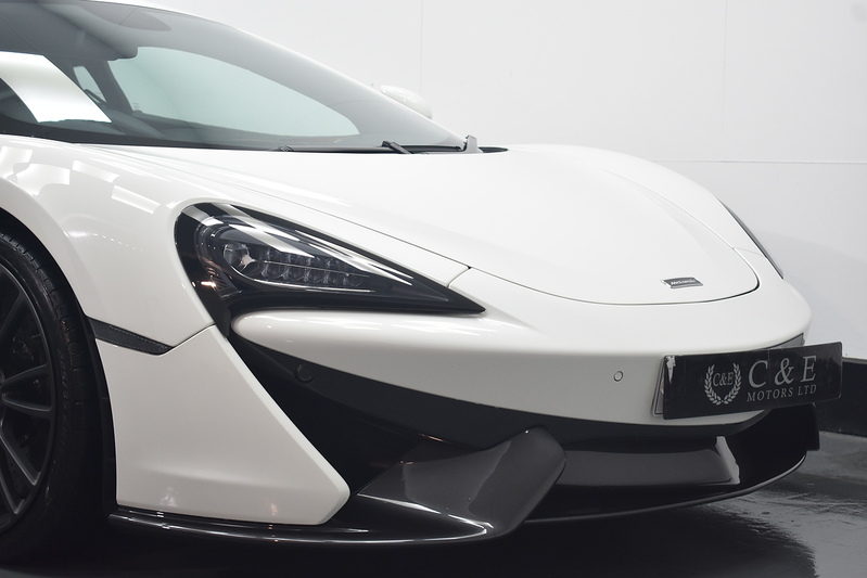 McLaren 570S V8 Ssg - U6230