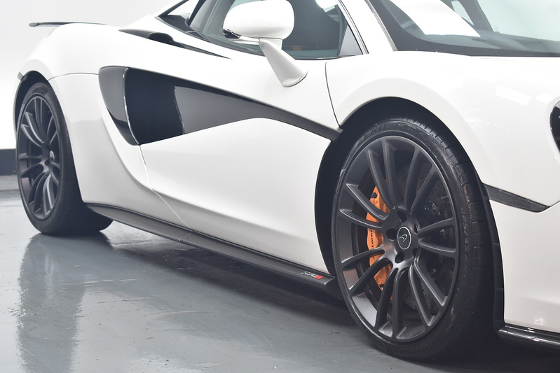 McLaren 570S V8 Ssg - U6230