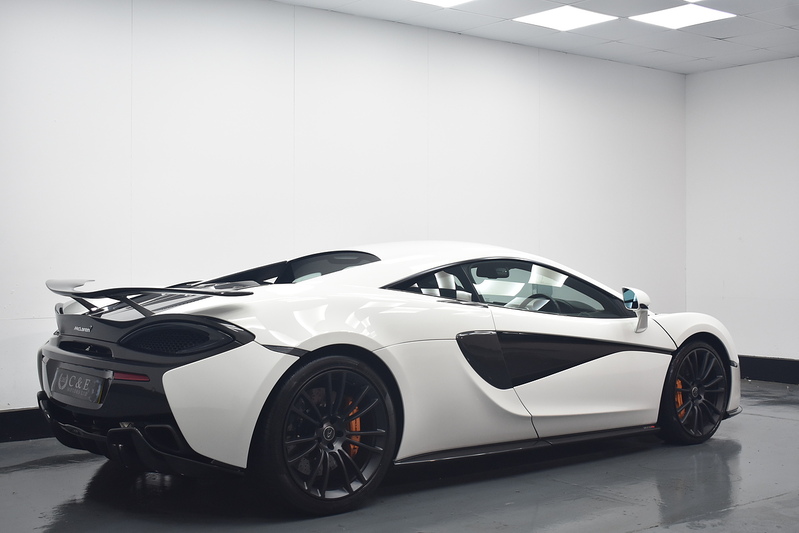 McLaren 570S V8 Ssg - U6230