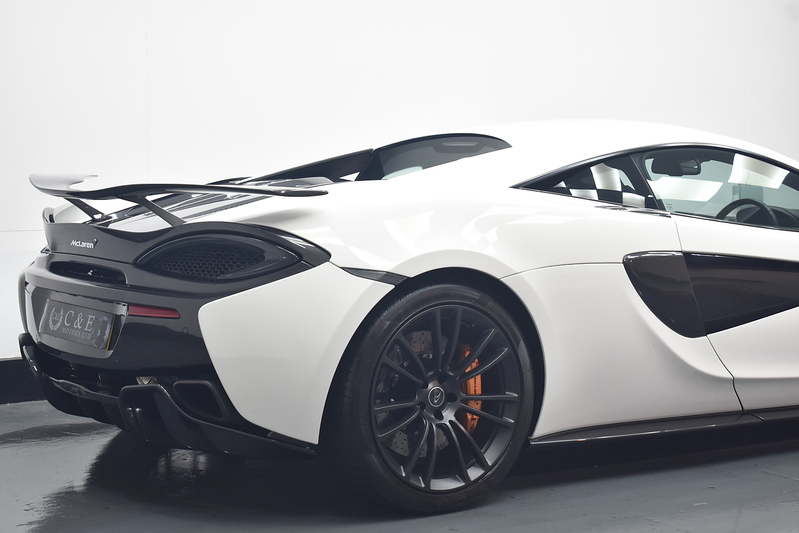 McLaren 570S V8 Ssg - U6230