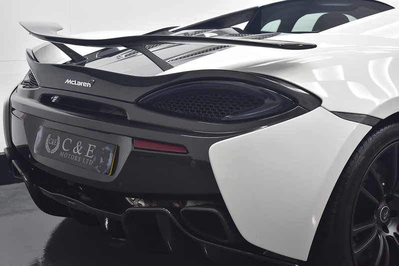McLaren 570S V8 Ssg - U6230