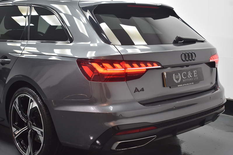 Audi A4 Avant TFSI Black Edition - U6238