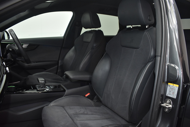 Audi A4 Avant TFSI Black Edition - U6238