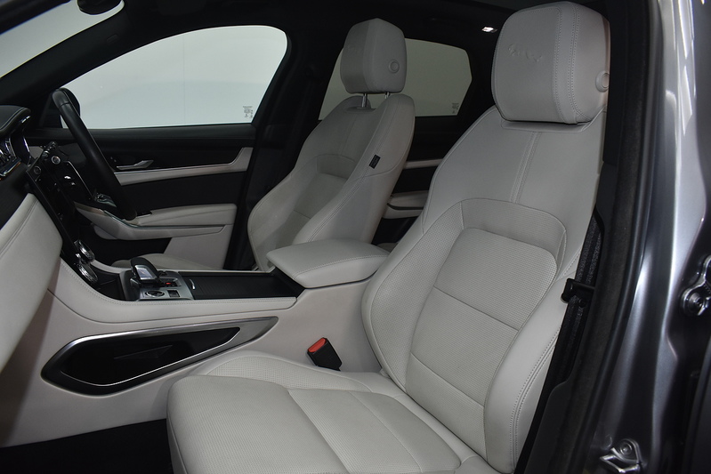 Jaguar F-PACE D200 MHEV R-Dynamic Black - U6252