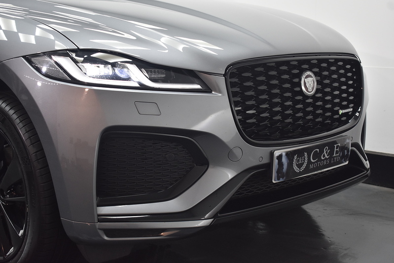 Jaguar F-PACE D200 MHEV R-Dynamic Black - U6252