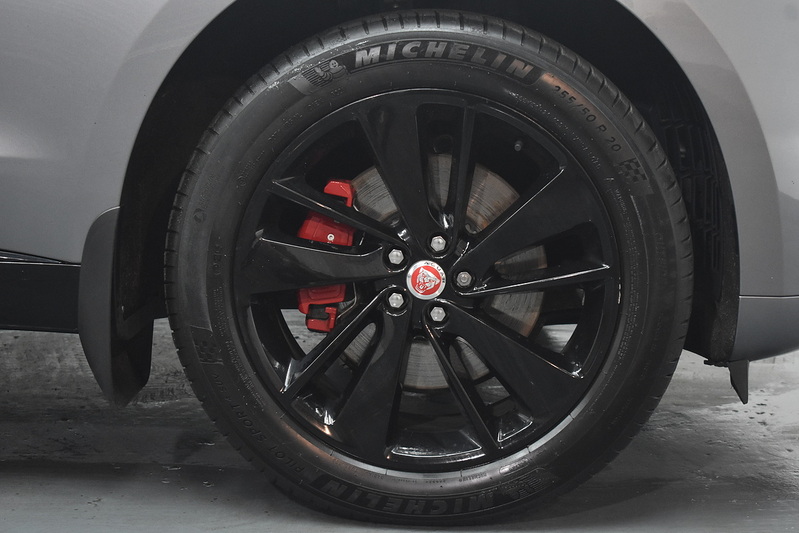 Jaguar F-PACE D200 MHEV R-Dynamic Black - U6252