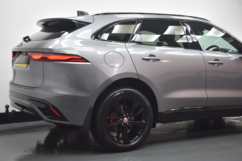 Jaguar F-PACE D200 MHEV R-Dynamic Black - U6252