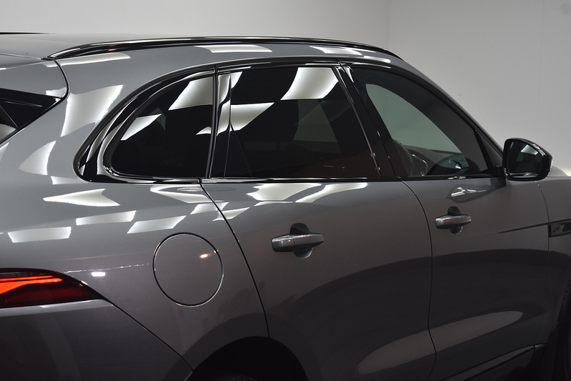 Jaguar F-PACE D200 MHEV R-Dynamic Black - U6252