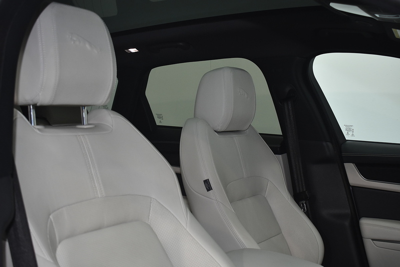 Jaguar F-PACE D200 MHEV R-Dynamic Black - U6252