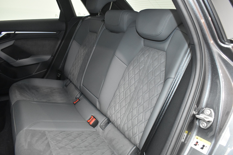Audi A3 TFSI Edition 1 - U6253