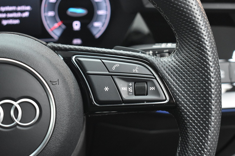 Audi A3 TFSI Edition 1 - U6253