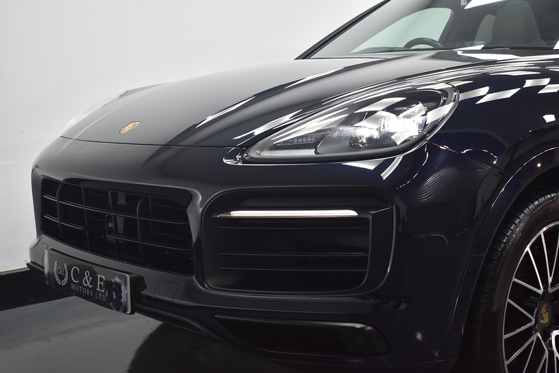 Porsche Cayenne T V6 - U6254