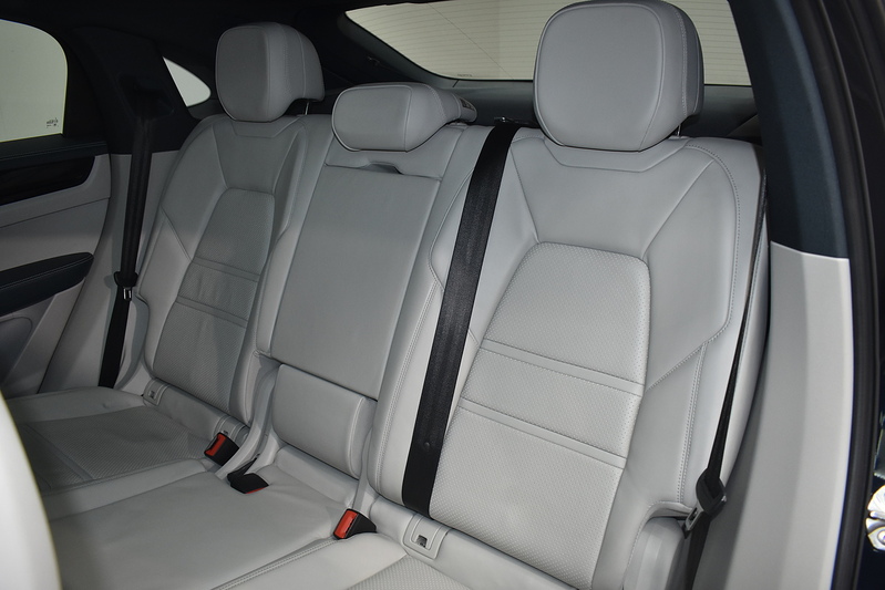 Porsche Cayenne T V6 - U6254