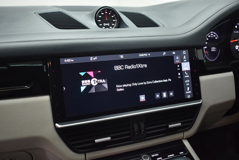 Porsche Cayenne T V6 - U6254