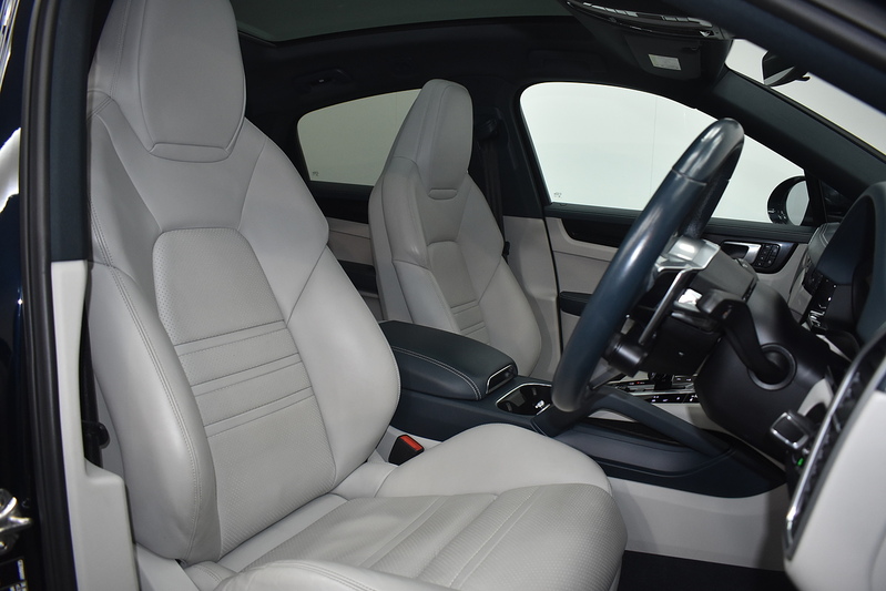 Porsche Cayenne T V6 - U6254