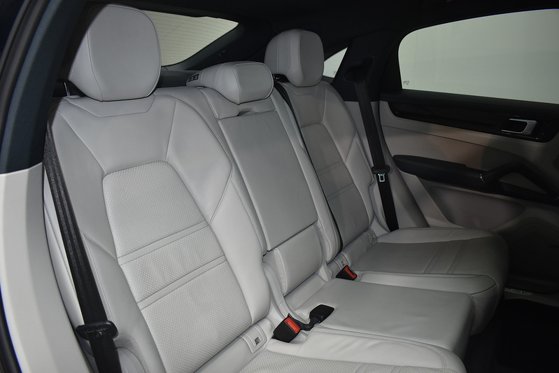 Porsche Cayenne T V6 - U6254