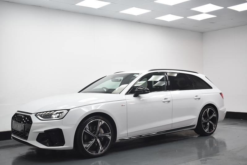 Audi A4 Avant TFSI Black Edition - U6260