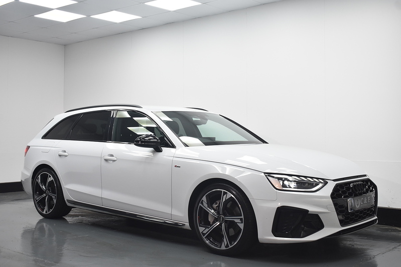 Audi A4 Avant TFSI Black Edition - U6260
