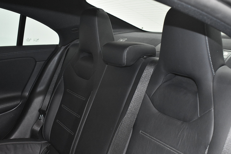 Mercedes-Benz CLA CLA200 AMG Line - U6266