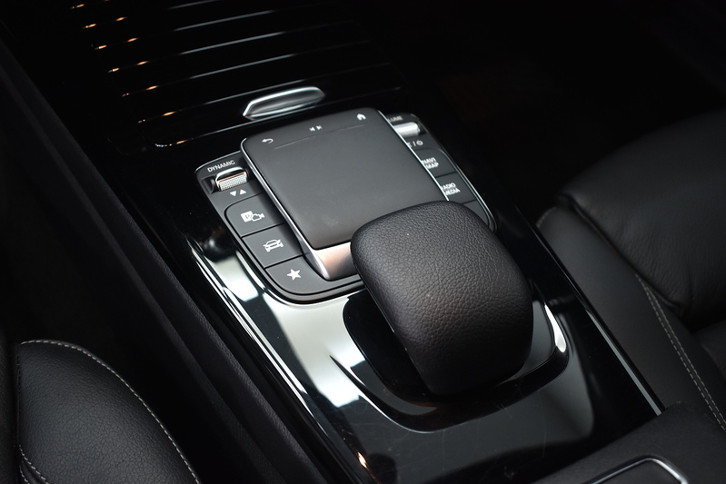 Mercedes-Benz CLA CLA200 AMG Line - U6266
