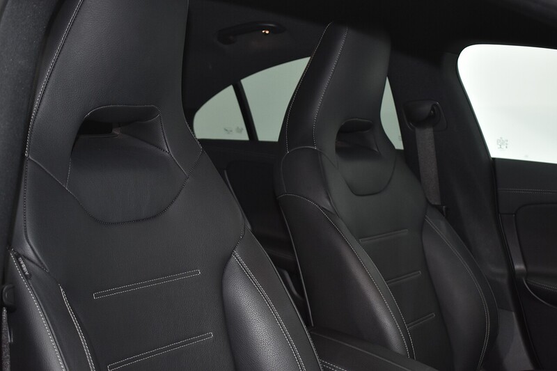 Mercedes-Benz CLA CLA200 AMG Line - U6266