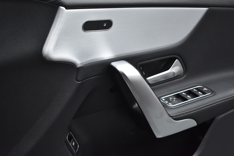 Mercedes-Benz CLA CLA200 AMG Line - U6266