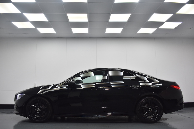 Mercedes-Benz CLA CLA200 AMG Line - U6266