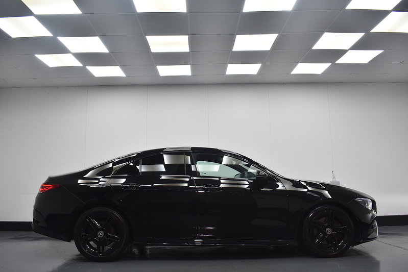 Mercedes-Benz CLA CLA200 AMG Line - U6266