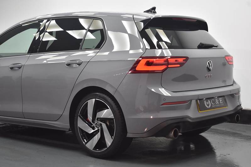 Volkswagen Golf TSI GTI - U6276