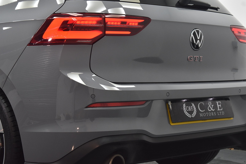 Volkswagen Golf TSI GTI - U6276