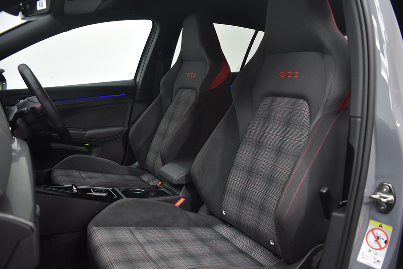 Volkswagen Golf TSI GTI - U6276