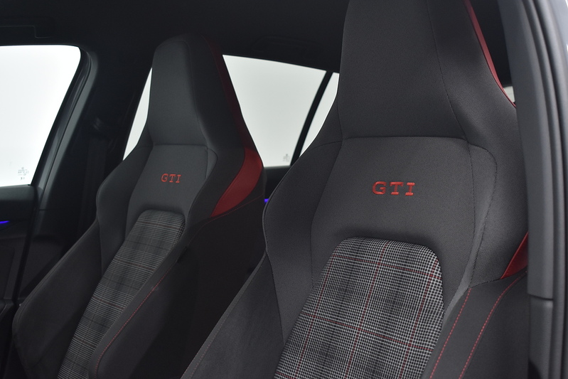 Volkswagen Golf TSI GTI - U6276