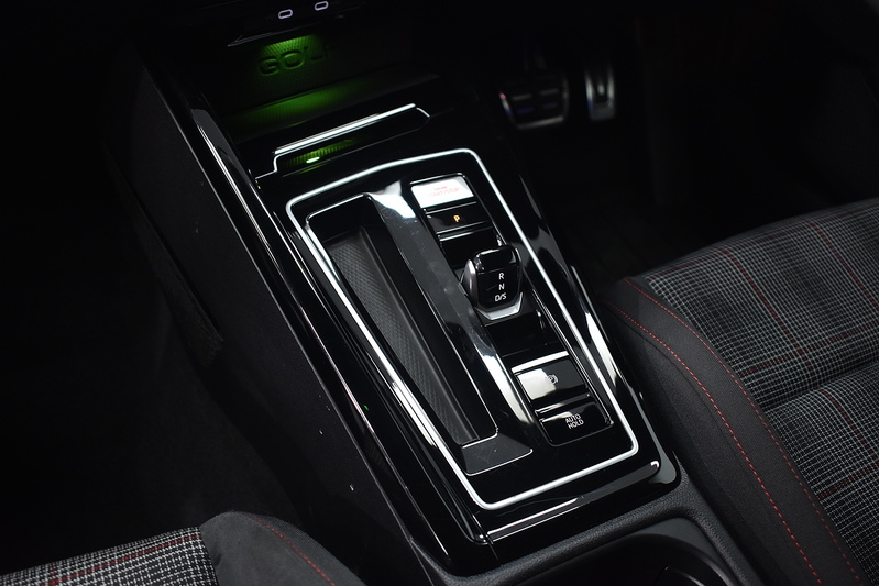 Volkswagen Golf TSI GTI - U6276