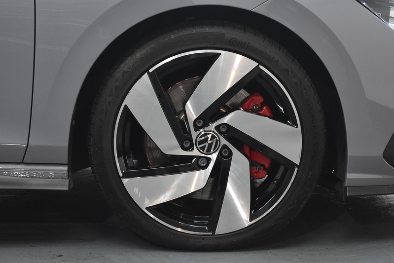 Volkswagen Golf TSI GTI - U6276
