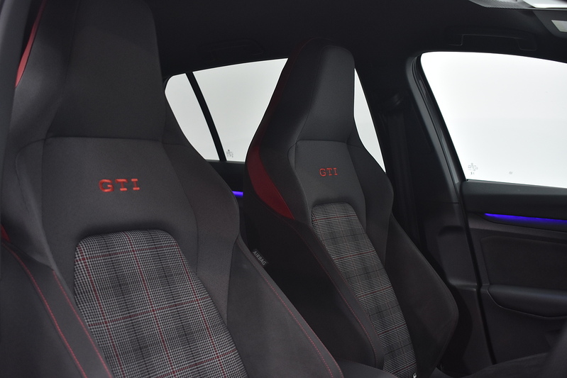 Volkswagen Golf TSI GTI - U6276