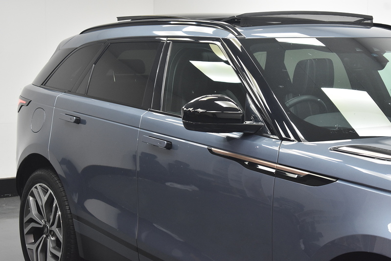 Land Rover Range Rover Velar D300 R-Dynamic HSE - U6280