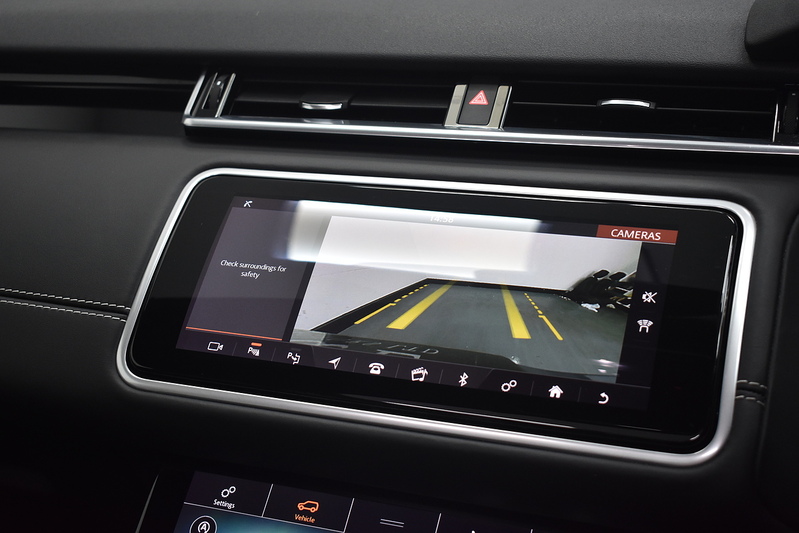 Land Rover Range Rover Velar D300 R-Dynamic HSE - U6280