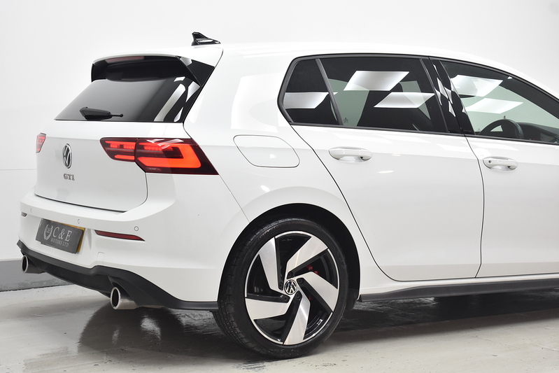 Volkswagen Golf TSI GTI - U6282