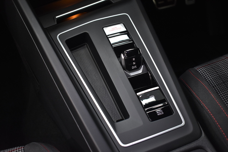 Volkswagen Golf TSI GTI - U6282