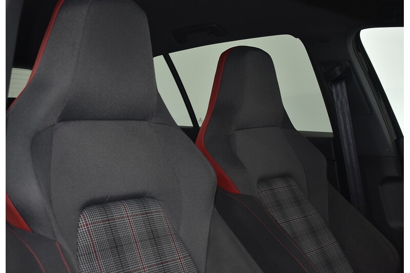 Volkswagen Golf TSI GTI - U6282