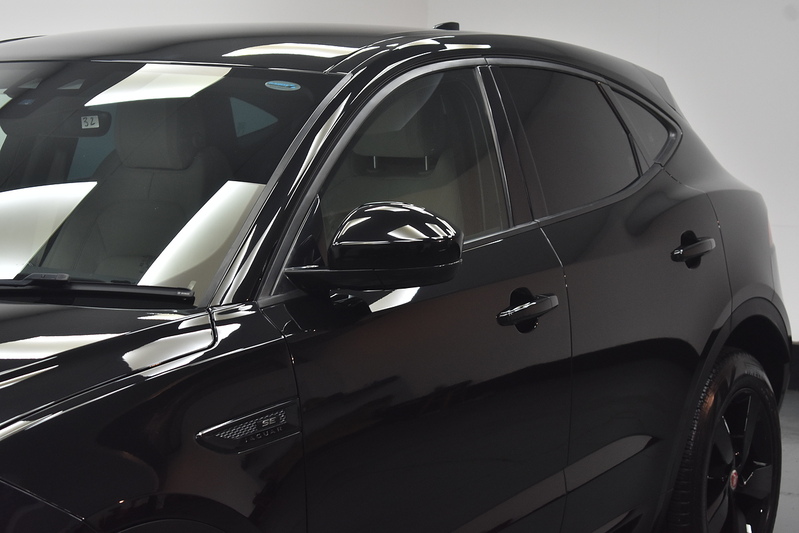 Jaguar E-PACE D180 R-Dynamic SE - U6287