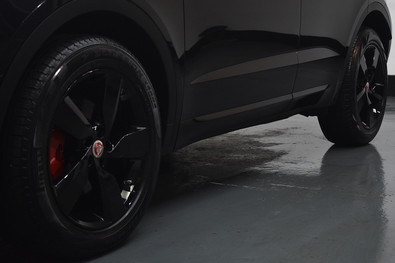 Jaguar E-PACE D180 R-Dynamic SE - U6287