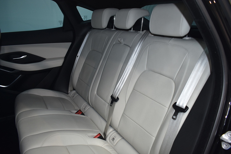 Jaguar E-PACE D180 R-Dynamic SE - U6287