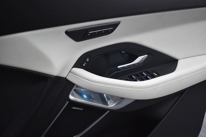 Jaguar E-PACE D180 R-Dynamic SE - U6287