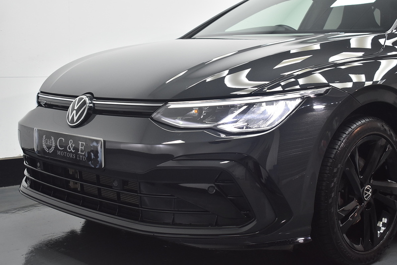Volkswagen Golf TSI R-Line - U6290