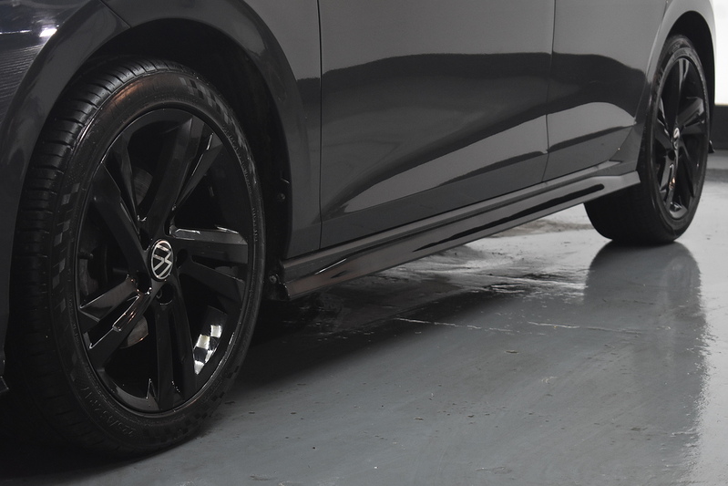 Volkswagen Golf TSI R-Line - U6290