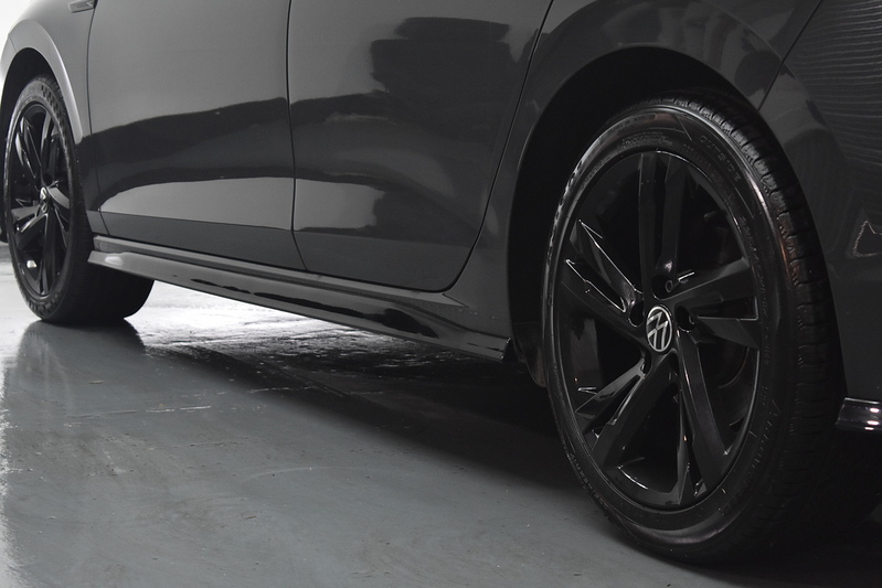 Volkswagen Golf TSI R-Line - U6290