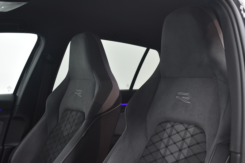 Volkswagen Golf TSI R-Line - U6290